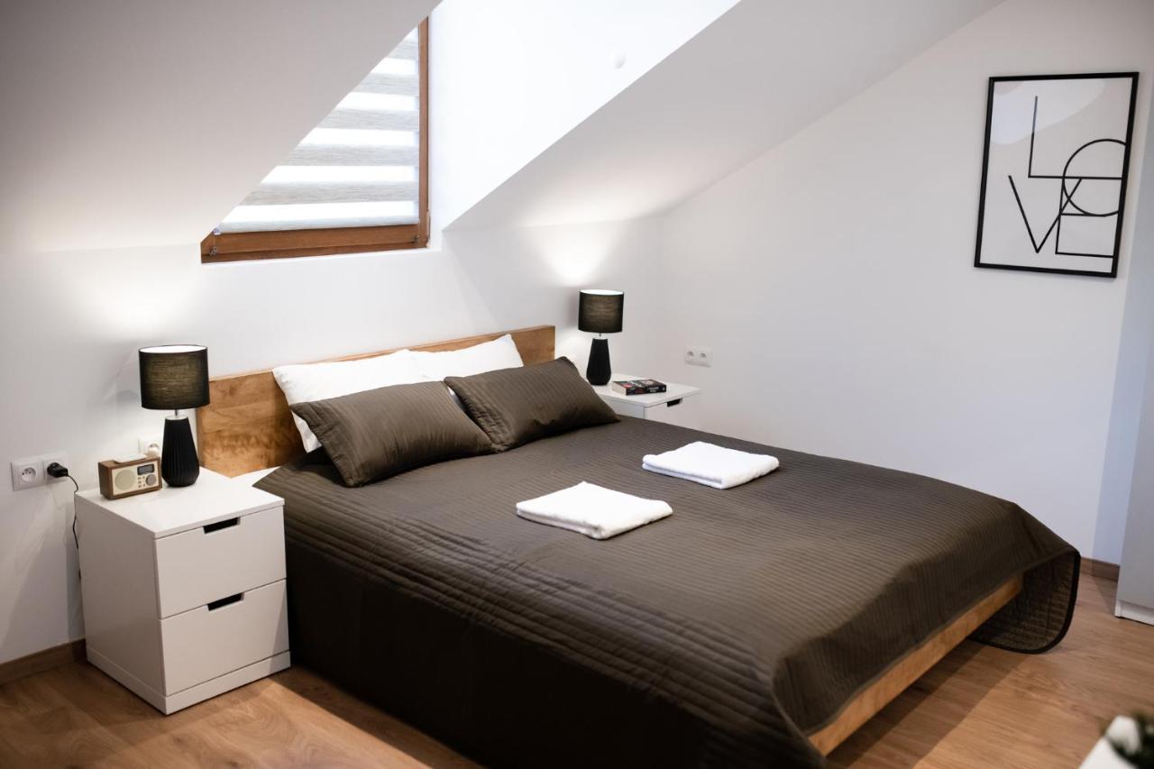 Neo Sky Apartment, Free Parking, 15 Min Walk Old Town&Kazimierz - By Homelike Krakau Buitenkant foto