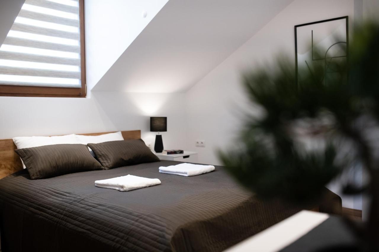 Neo Sky Apartment, Free Parking, 15 Min Walk Old Town&Kazimierz - By Homelike Krakau Buitenkant foto